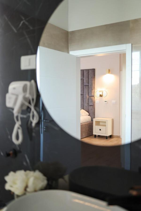 Castello Exclusive Rooms With Breakfast - By Ta Leut Agency Privlaka  Exteriör bild
