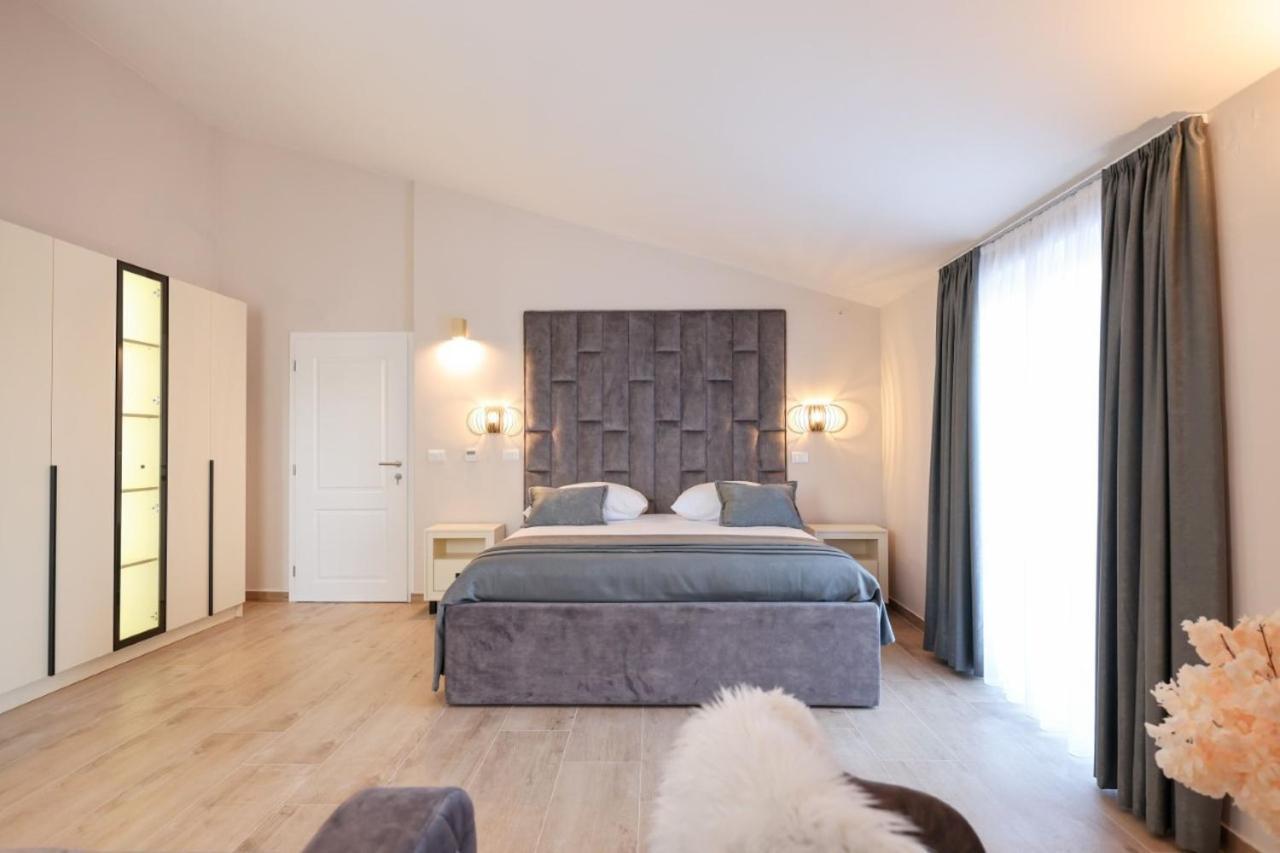 Castello Exclusive Rooms With Breakfast - By Ta Leut Agency Privlaka  Exteriör bild