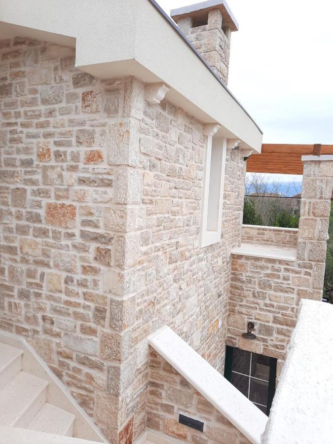 Castello Exclusive Rooms With Breakfast - By Ta Leut Agency Privlaka  Exteriör bild