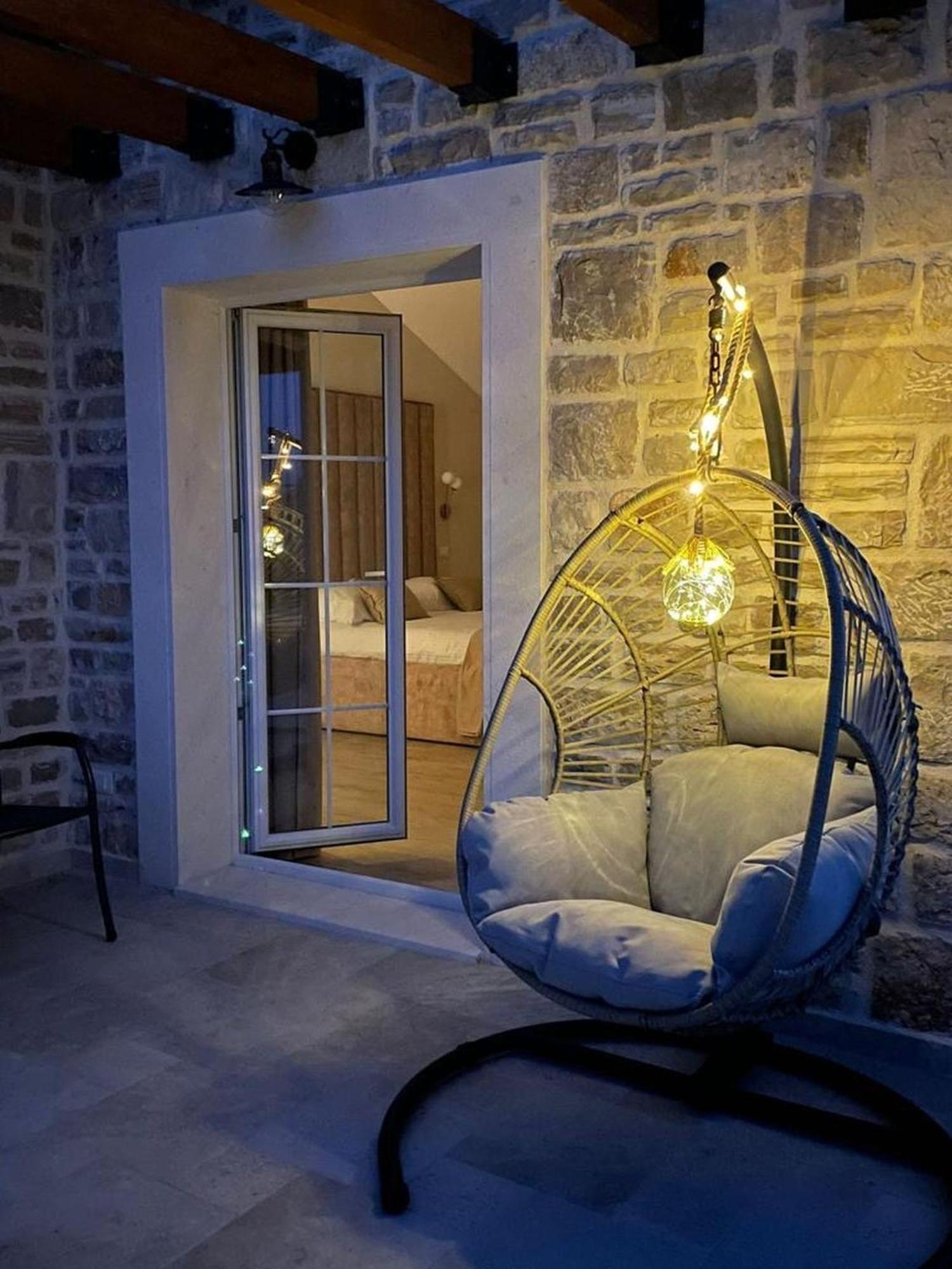 Castello Exclusive Rooms With Breakfast - By Ta Leut Agency Privlaka  Exteriör bild